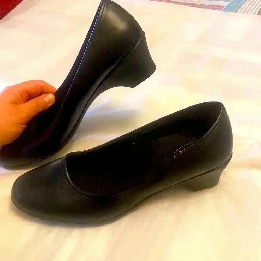 Safe  step comfort shoes , low heels